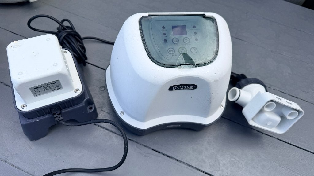 Intex Krystal Clear CS3220G zoutwatersysteem zwembad, Tuin en Terras, Ophalen of Verzenden, Zo goed als nieuw