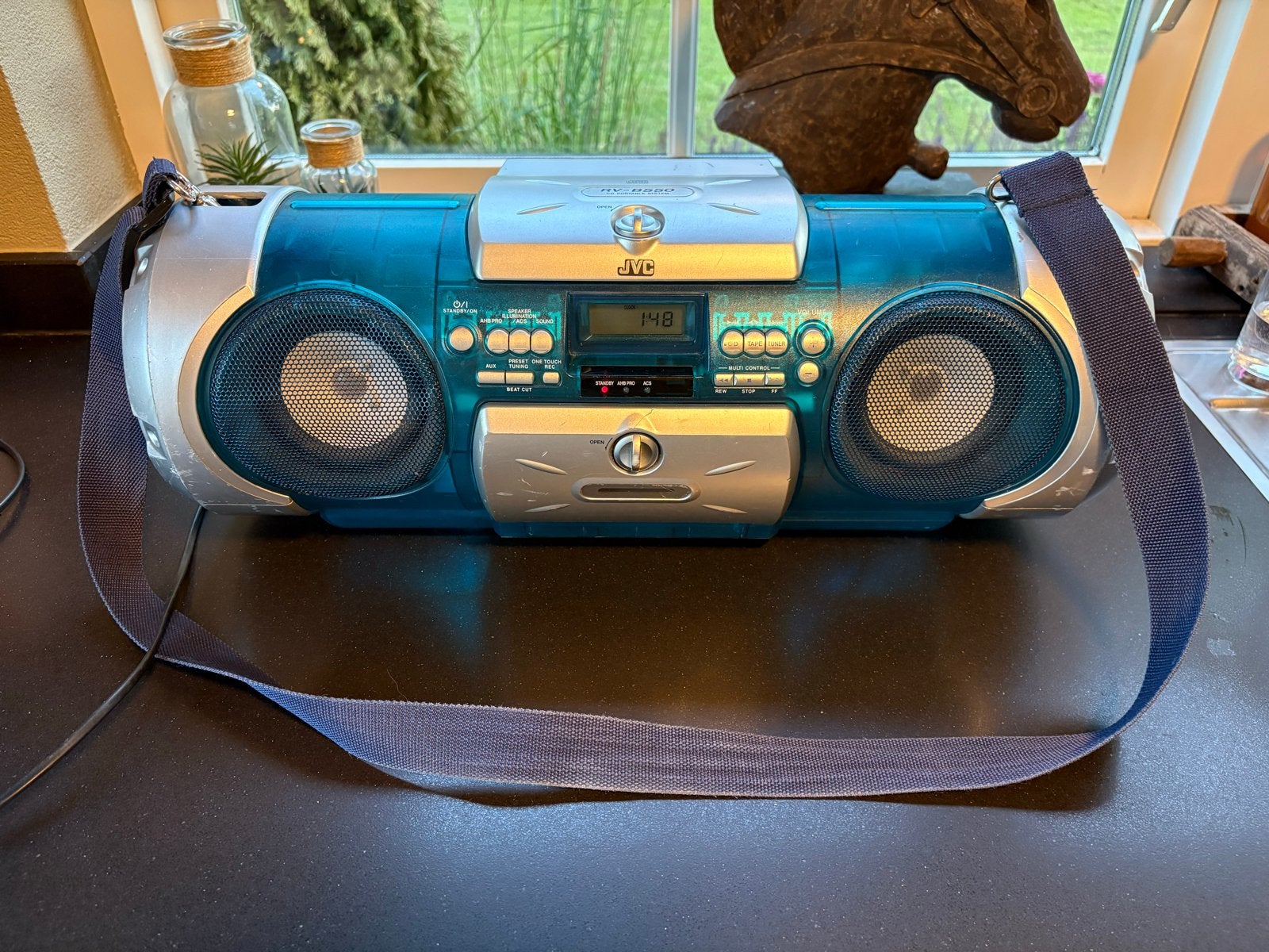 JVC RV-B550 Boombox met vol geluid en werkende functies, Audio, Tv en Foto, Radio's, Ophalen, Gebruikt, Radio, Met cd-speler