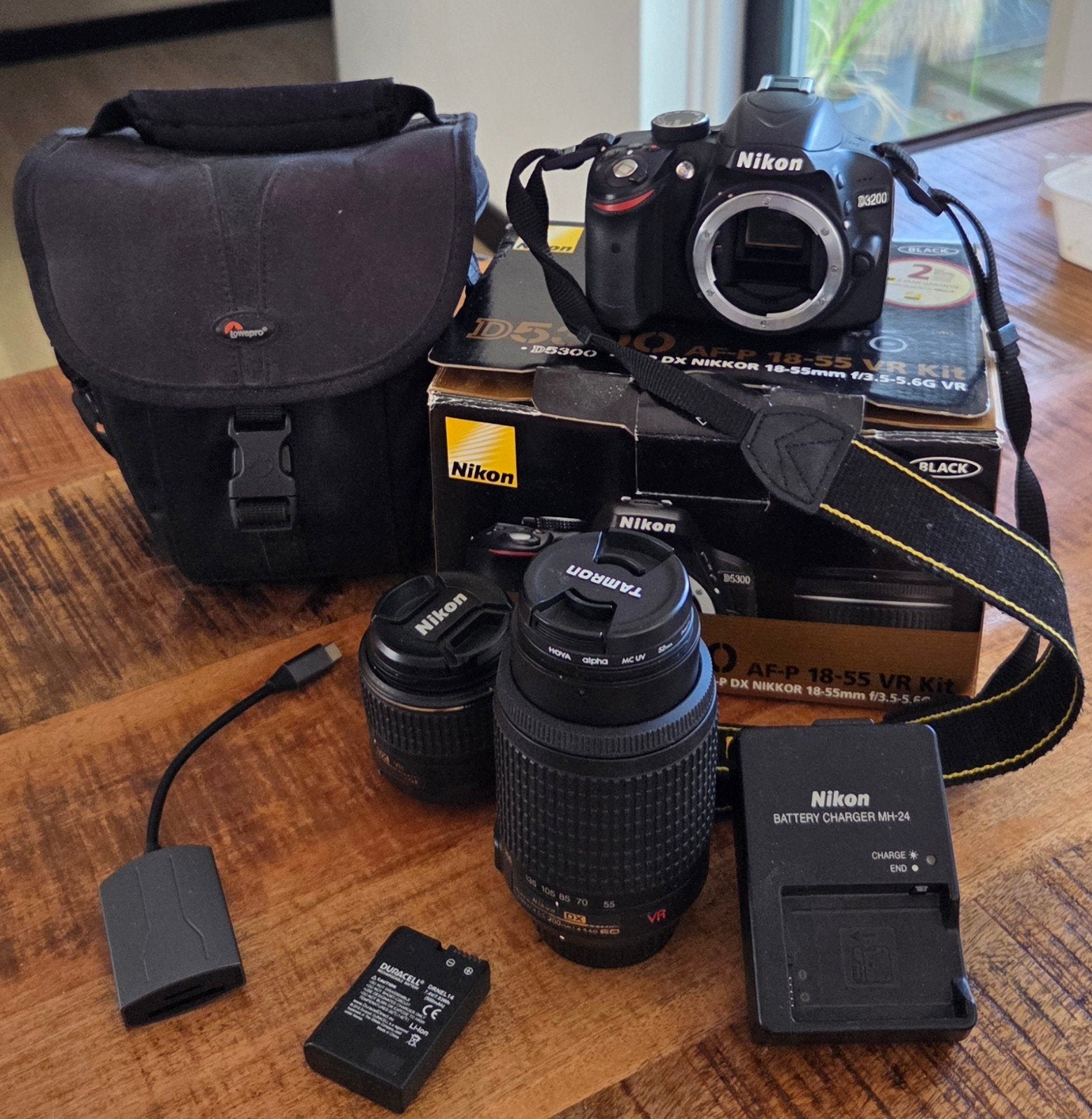 Nikon D3200 spiegelreflexcamera met 2 lenzen en accessoires, Gebruikt, Spiegelreflex, Ophalen of Verzenden, Nikon