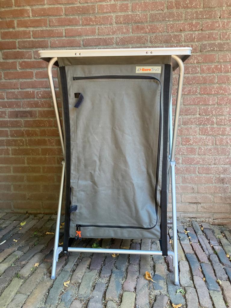 Campingkast Eurotrail, Caravans en Kamperen, Ophalen, Zo goed als nieuw, Campingkast