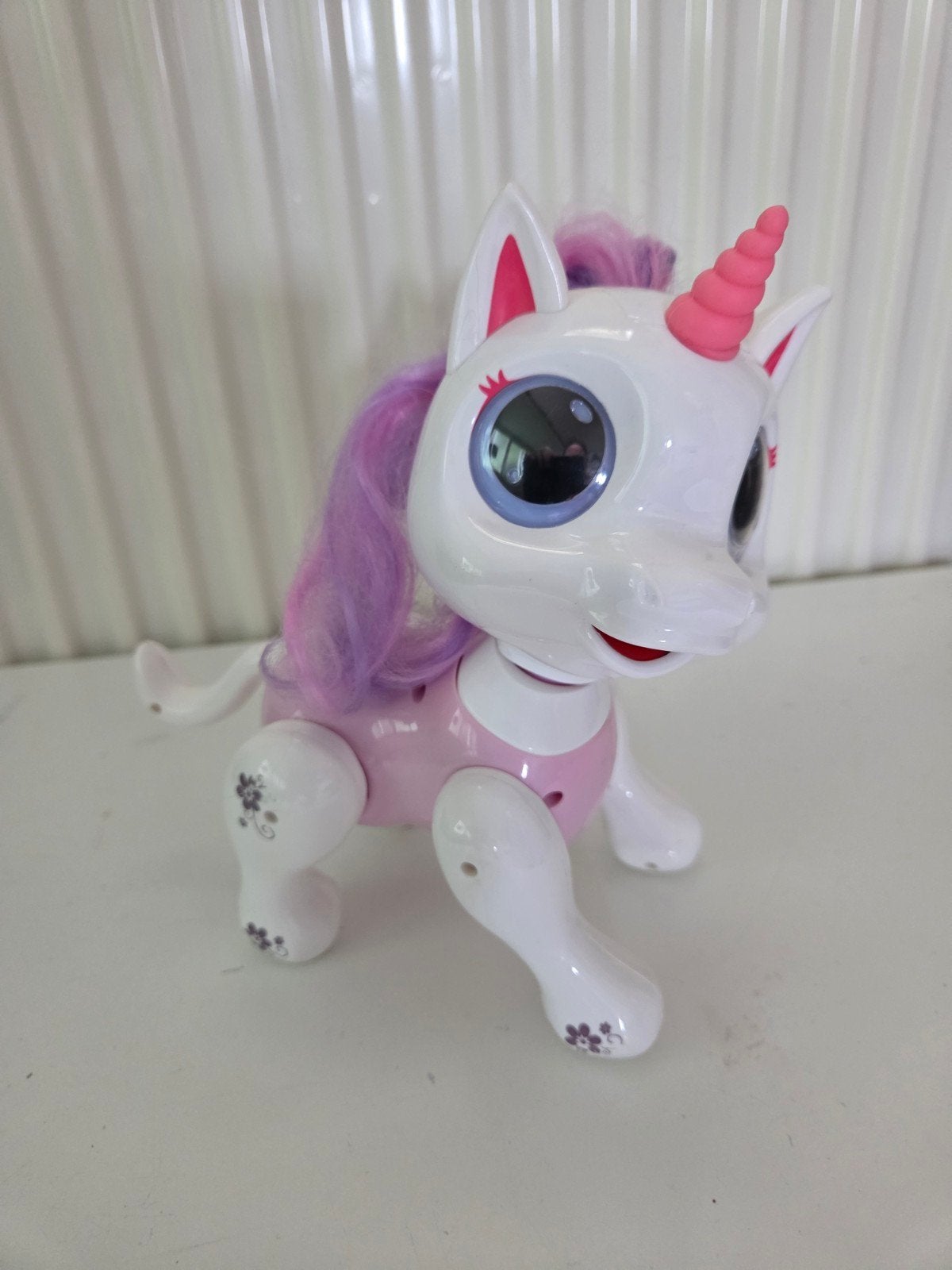 Unicorn paardje, Ophalen