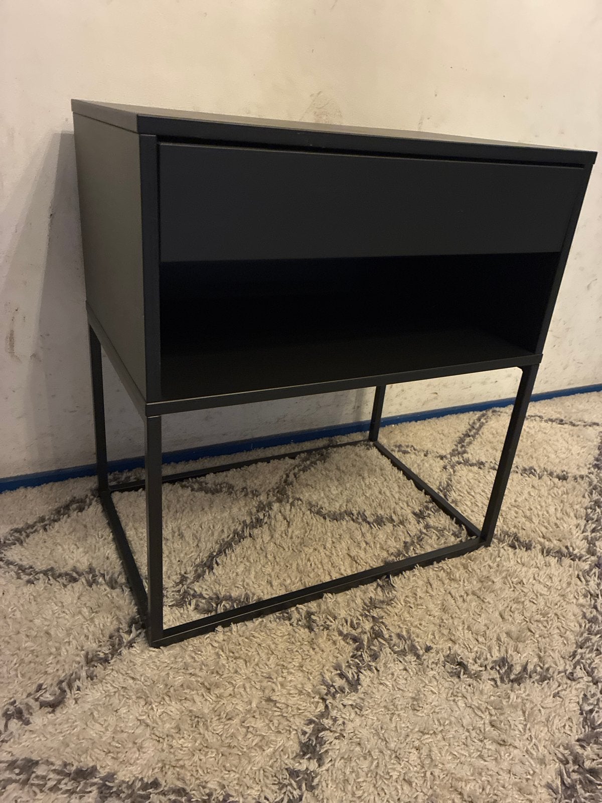 IKEA Nachtkastje Zwart - 60x40x65 cm met lade, Ophalen, Gebruikt, 55 tot 70 cm, 45 tot 65 cm