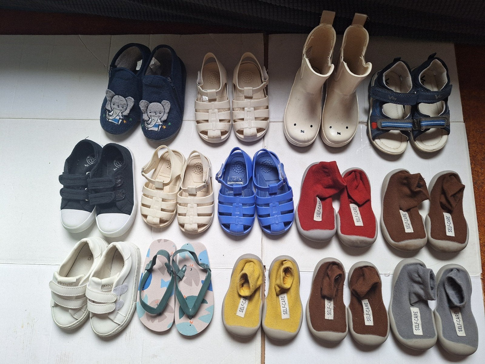 14 paar diverse kinderschoenen maat 21 t/m 26, Kinderen en Baby's, Kinderkleding | Schoenen en Sokken, Gebruikt, Jongen of Meisje