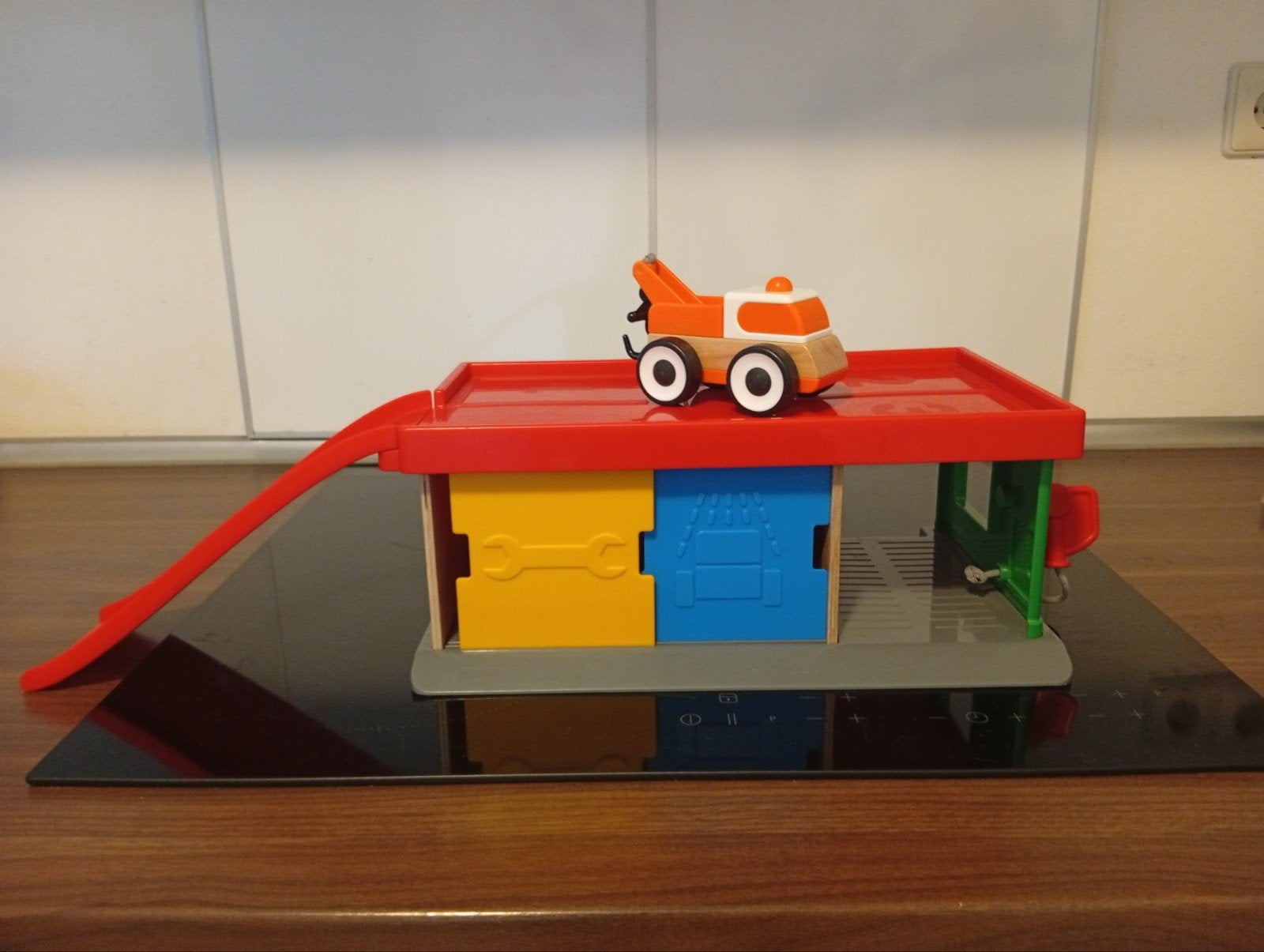 Ikea Lillabo garage met sleepwagen Compleet, Ophalen of Verzenden, Zo goed als nieuw