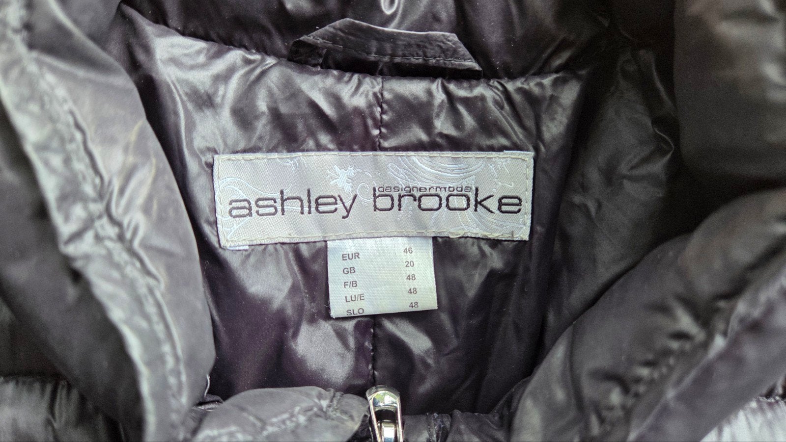 Dun zwart gewatteerd jasje van Ashley Brooke maat 44/46, Kleding | Dames, Ophalen of Verzenden