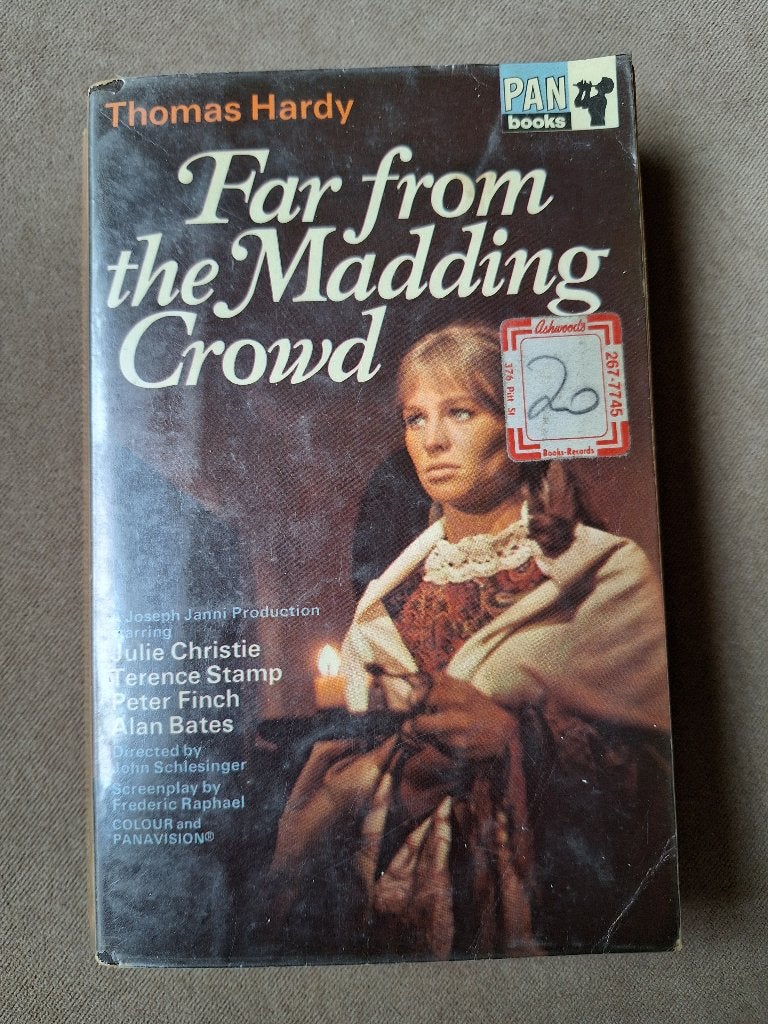 Thomas Hardy	Far from the madding crowd	Pan books		1969, Ophalen of Verzenden, Gelezen