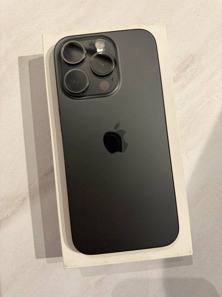 Iphone 15 Pro Black Titanium 128GB, Telecommunicatie, Mobiele telefoons | Apple iPhone, Ophalen, 128 GB, Zwart, 78 %