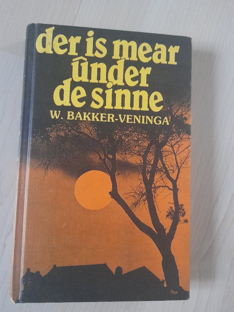DER IS MEAR UNDER DE SINNE W Bakker-Veninga friestalig, Ophalen of Verzenden, Gelezen, Nederland