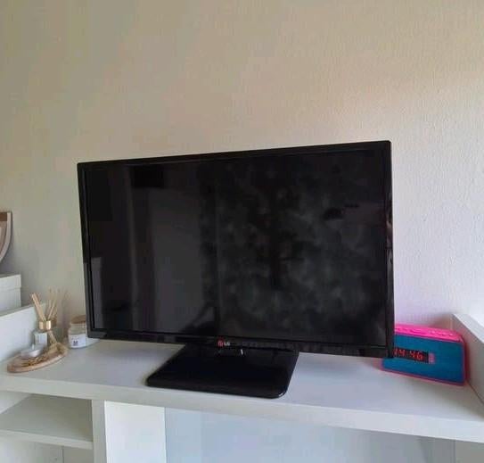 LG TV 66x39 cm, Ophalen, 100 cm of meer, 50 Hz, LG