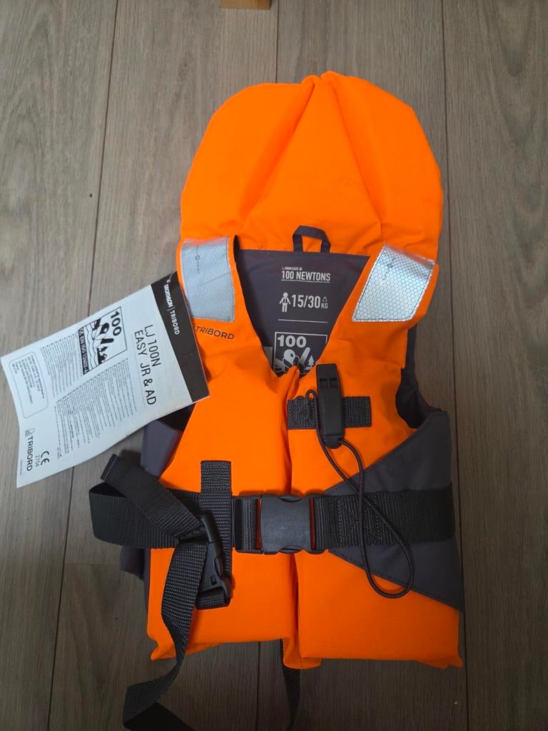 Reddingsvestje, Ophalen, Nieuw, Reddingsvest of Zwemvest, Tribord