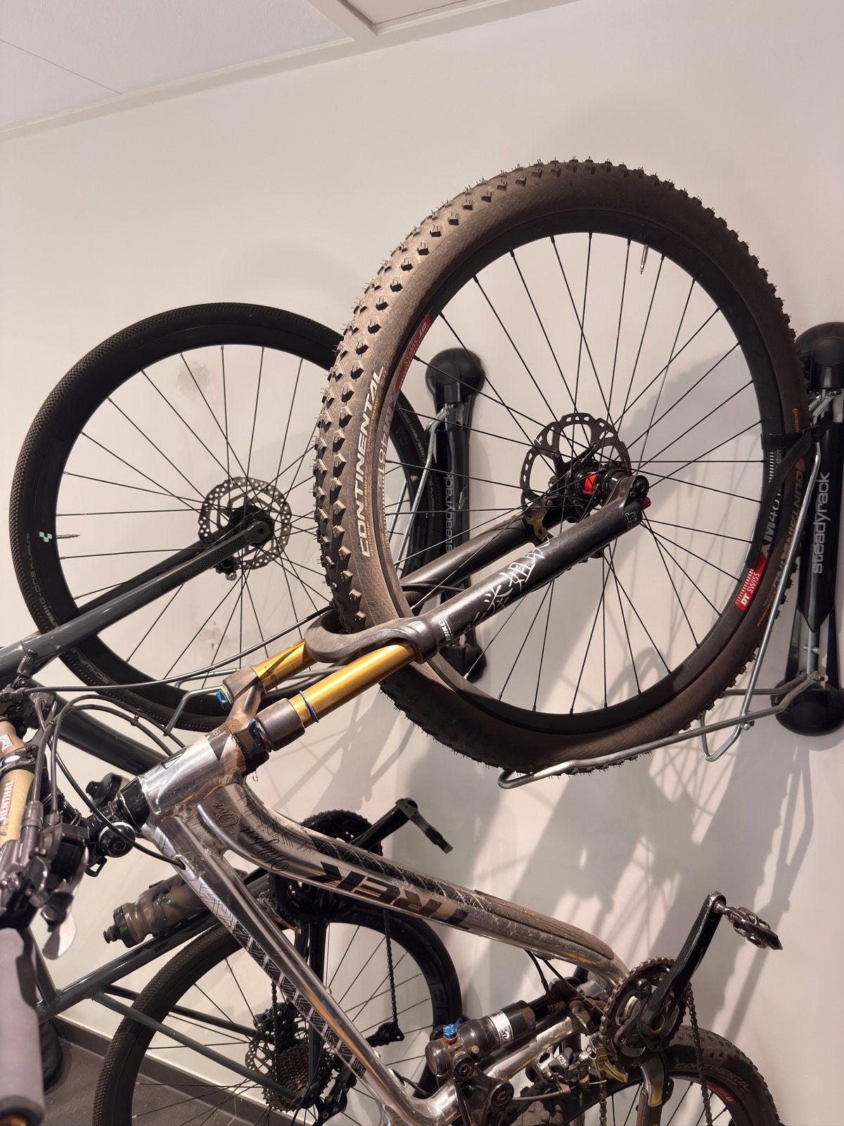 Steadyrack fietsophangrek fietsophangbeugel fietsrek, Ophalen, Zo goed als nieuw