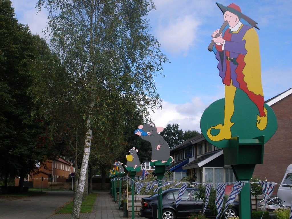 Feestpalen / straatversiering Rattenvanger van Hamelen huur, Ophalen, Gebruikt, Overige