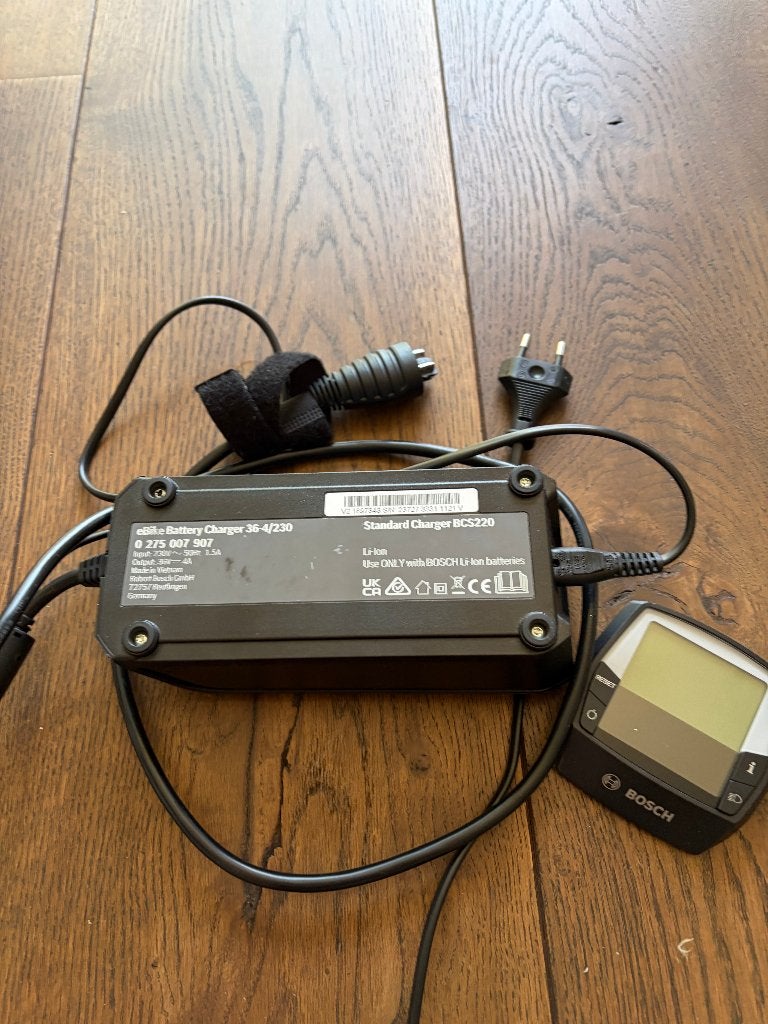 fiets acculader en boardcomputer, Ophalen, Gebruikt
