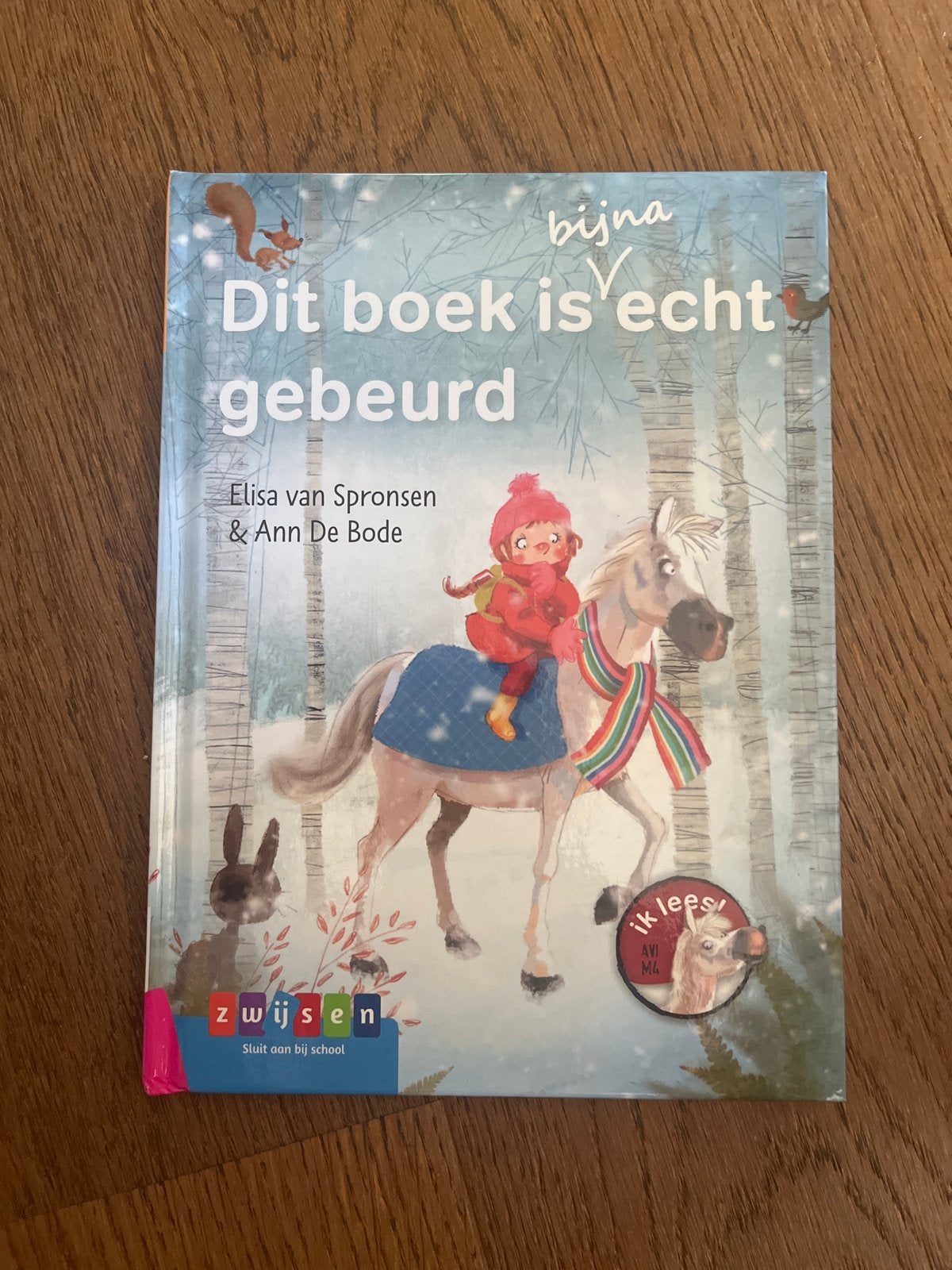 Dit boek is bijna echt gebeurd - Elisa van Spronsen, Ophalen of Verzenden, Zo goed als nieuw, Fictie algemeen