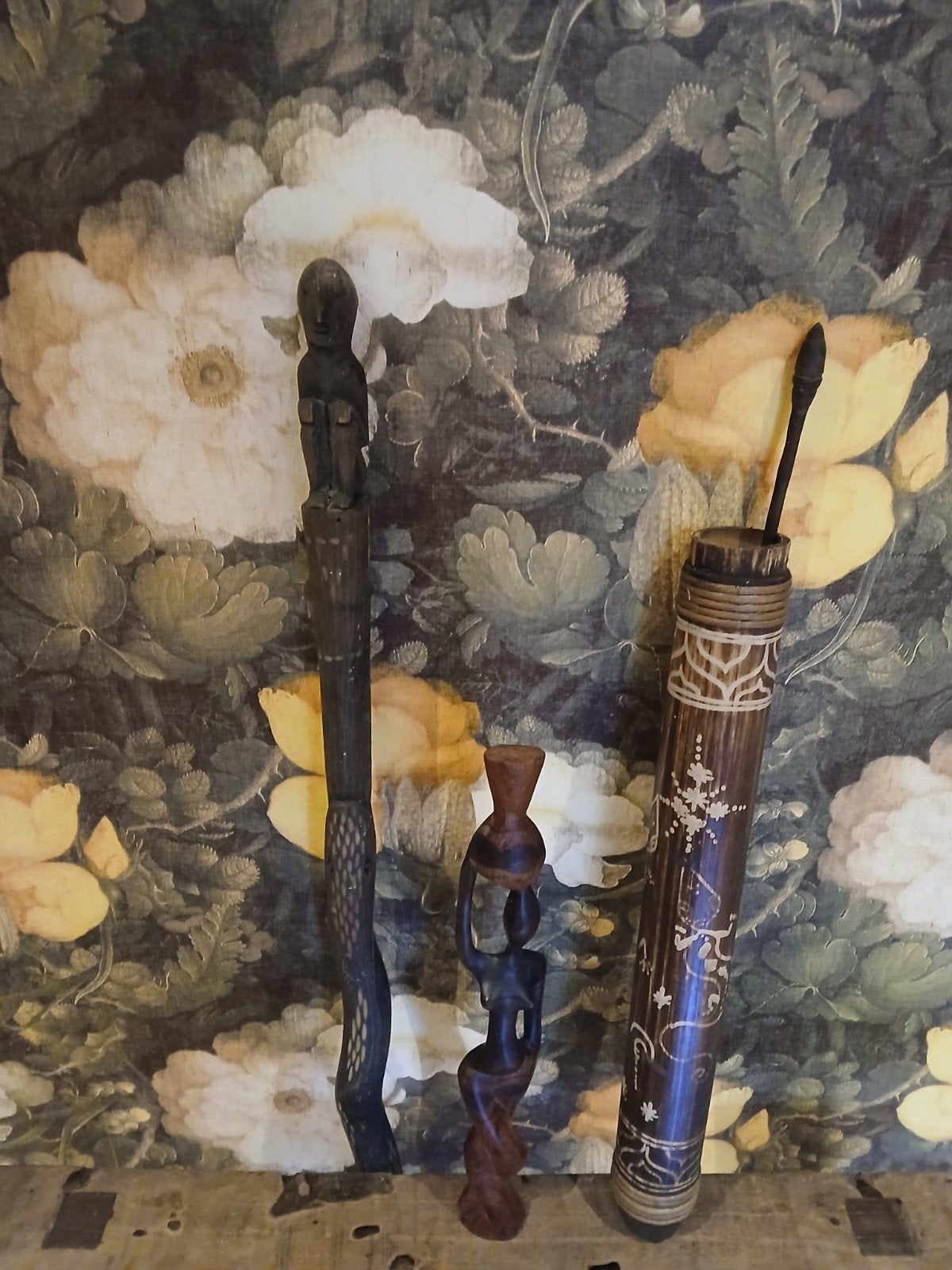Set van 3 Afrikaanse houten beelden en koker, Antiek en Kunst, Ophalen of Verzenden