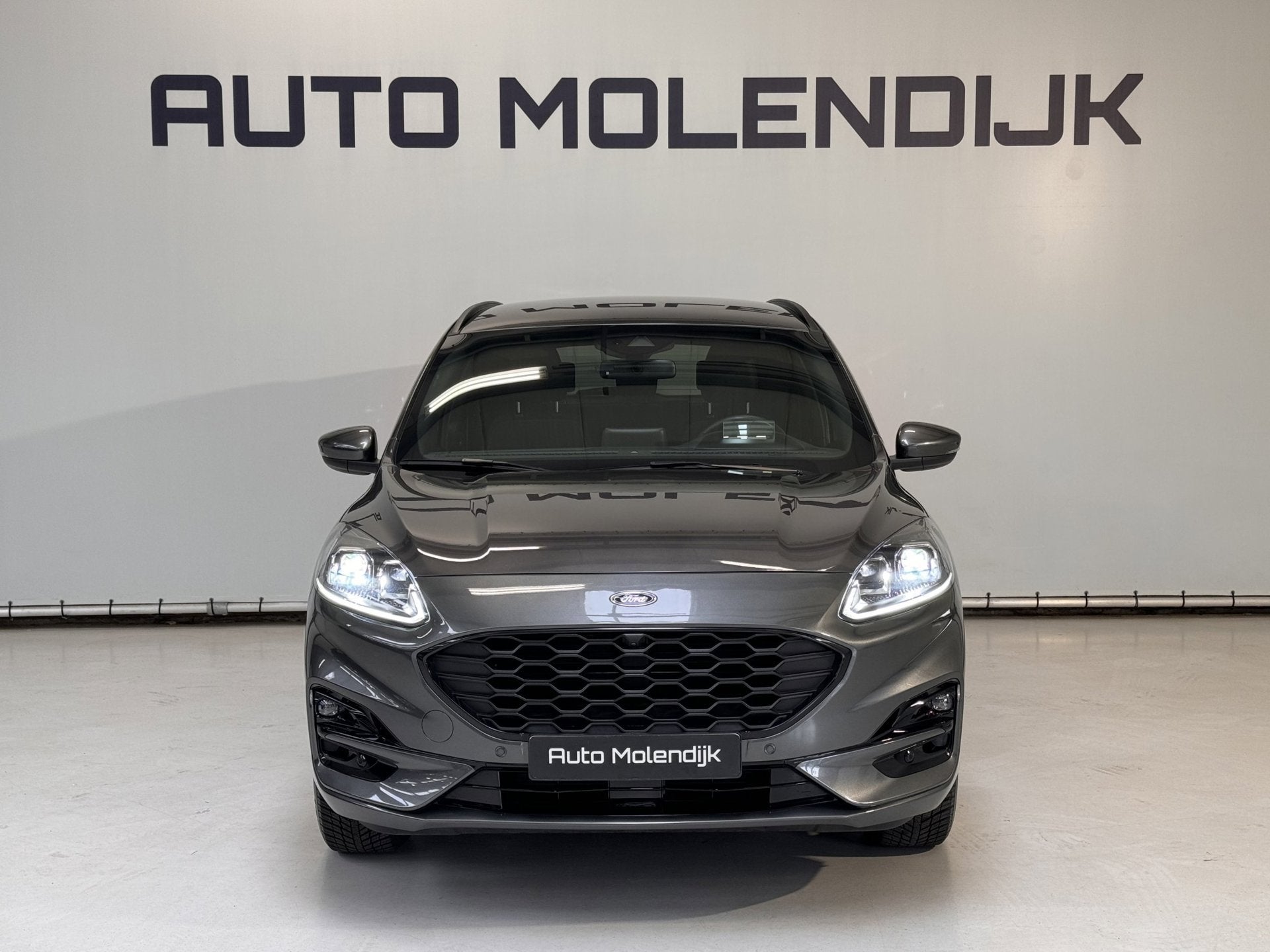 Ford Kuga 2.5 PHEV ST-Line X Alcantara / trekhaak elektr / H, Auto's, Dealer onderhouden, Gebruikt, Zwart, 4 cilinders
