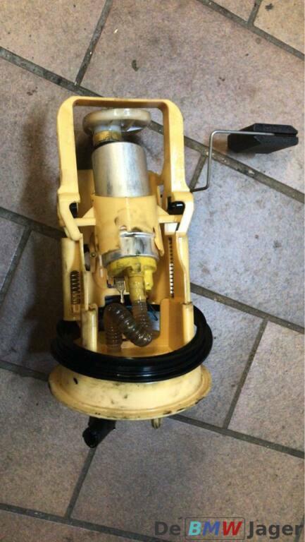 Brandstofpomp BMW E46 diesel 6750582, Gebruikt, Ophalen of Verzenden, BMW, BMW
