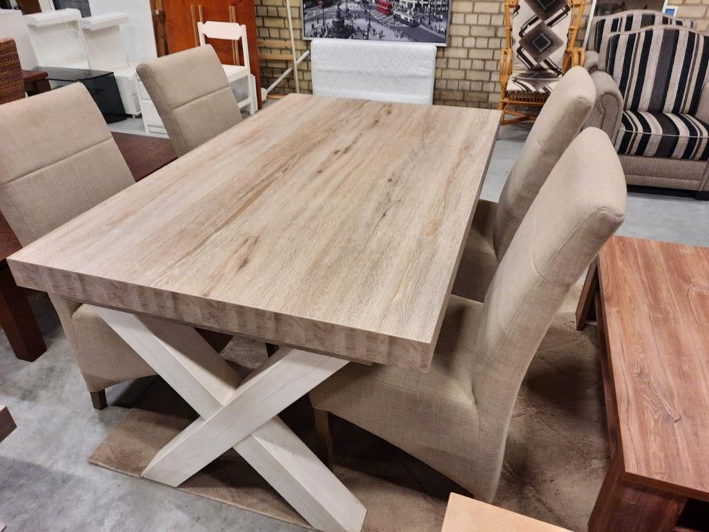 Eettafel 102×164 cm met 4 bijpassende stoelen, Huis en Inrichting, Tafels | Eettafels, Gebruikt, 100 tot 150 cm, 150 tot 200 cm