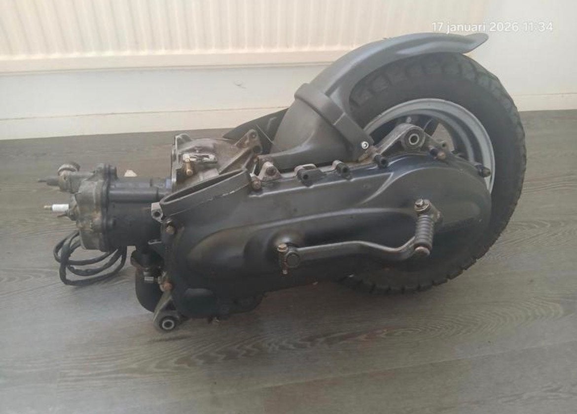 125 cc hexagon blok check beschrijving, Fietsen en Brommers, Ophalen of Verzenden, Zo goed als nieuw, Blok