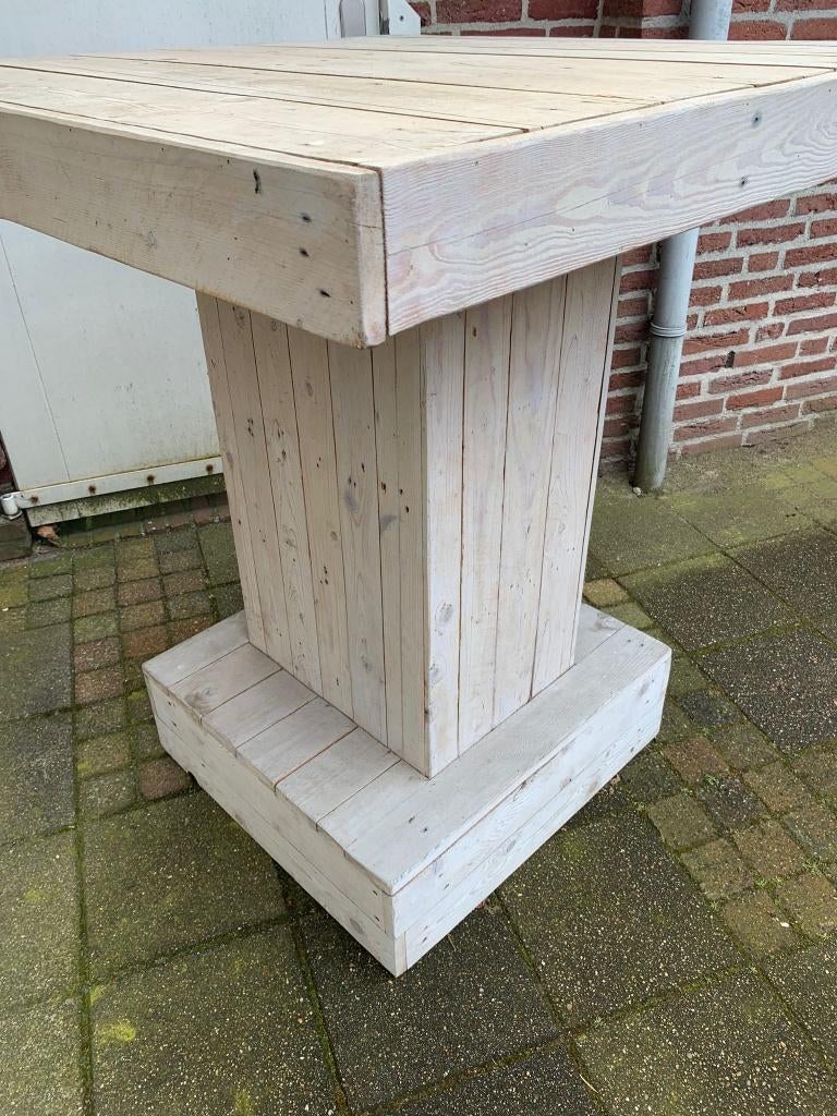 Stevige houten statafel - 100 bij 100 cm - 110 cm hoog, Ophalen, Gebruikt