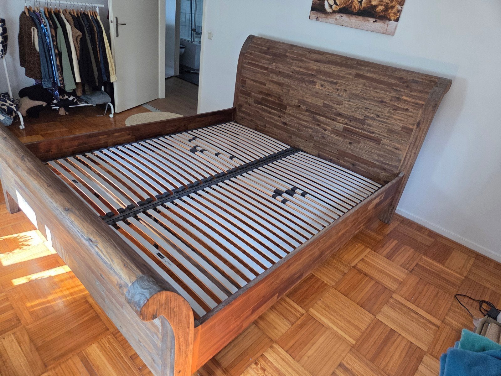 Goossens massief houten bed 250x187 cm, Ophalen, 210 cm, Tweepersoons, 180 cm