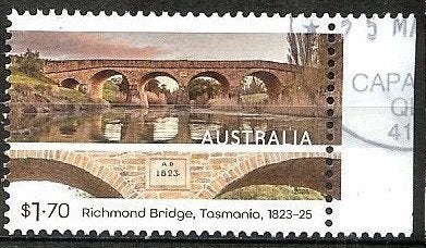 610 Australië 2025 Convict Bridges met velrand, Verzenden, Gestempeld