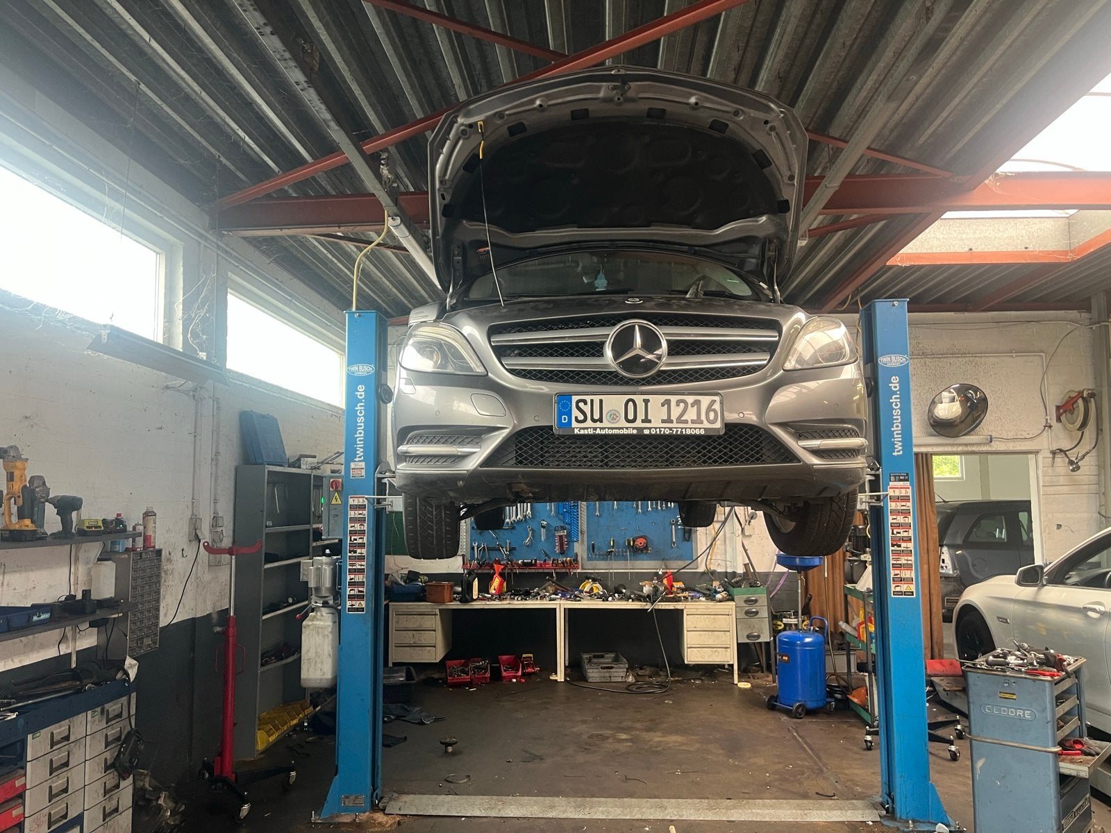 Twin Busch 4.2ton hefbrug – werkt perfect!, Auto diversen, Ophalen, Gebruikt