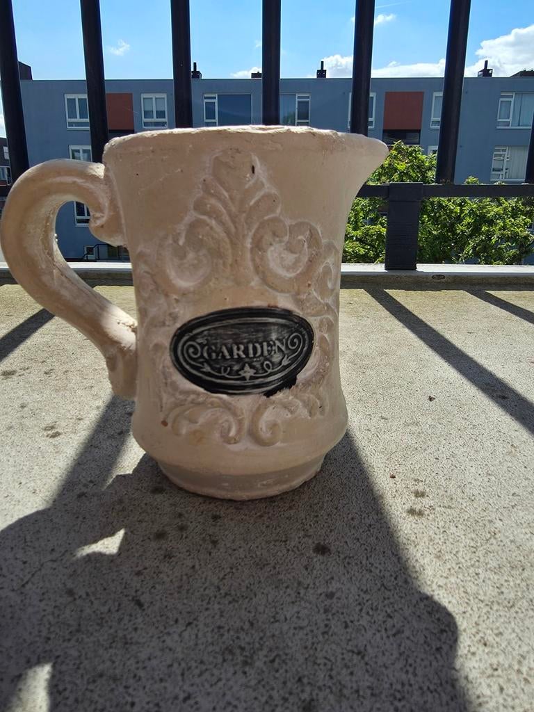 Decoratieve bloempot kan met 'Garden' embleem, vintage, Tuin en Terras, Bloempotten, Ophalen of Verzenden, Balkon, Overige vormen