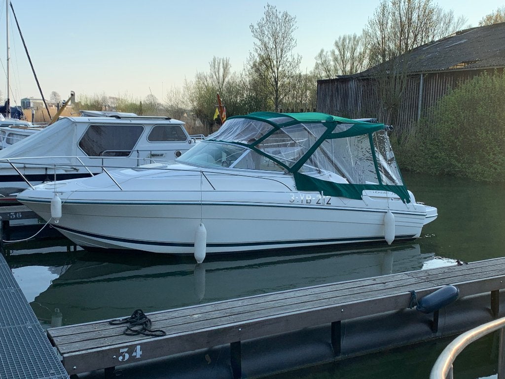 Jeanneau motorboot incl. trailer, Gebruikt, Binnenboordmotor, 1.80 meter, Polyester