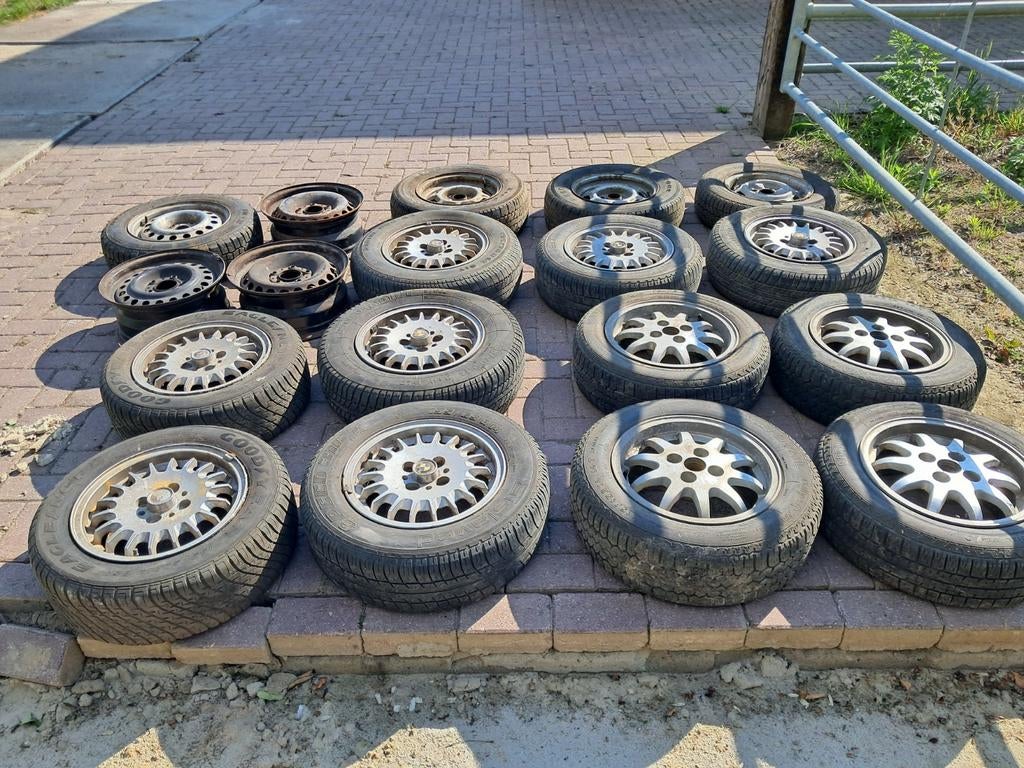 Partij bmw e30 velgen, Auto diversen, Wieldoppen, Ophalen, Zo goed als nieuw