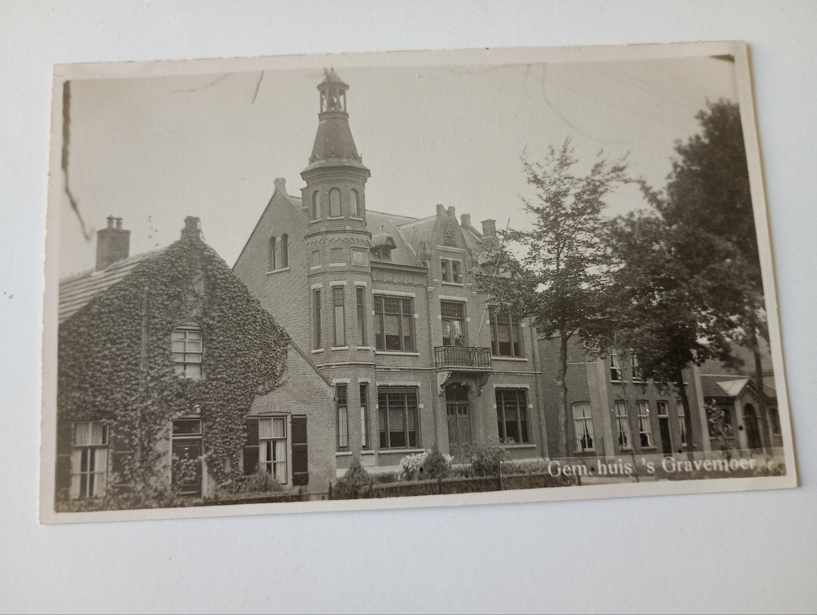 Fotokaart 's-Gravenmoer Gemeentehuis, Ophalen of Verzenden, 1920 tot 1940, Ongelopen, Noord-Brabant