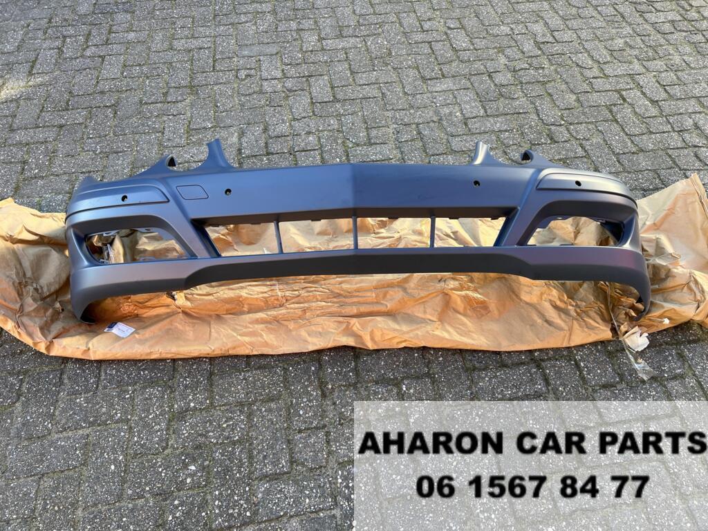 W211 Voorbumper PDC NIEUW A2118800840 E klasse Originel 8118, Gebruikt, Voor, Ophalen of Verzenden, Bumper