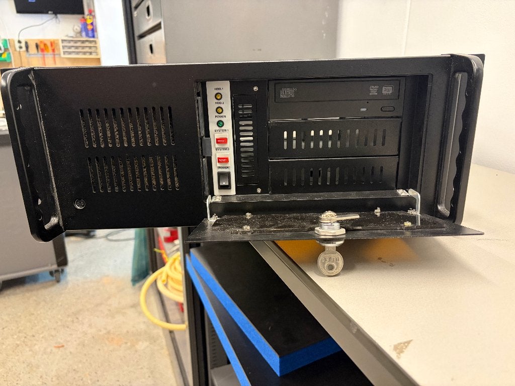 4u 19inch behuizing Zwart, Computers en Software, Computerbehuizingen, Ophalen, Gebruikt