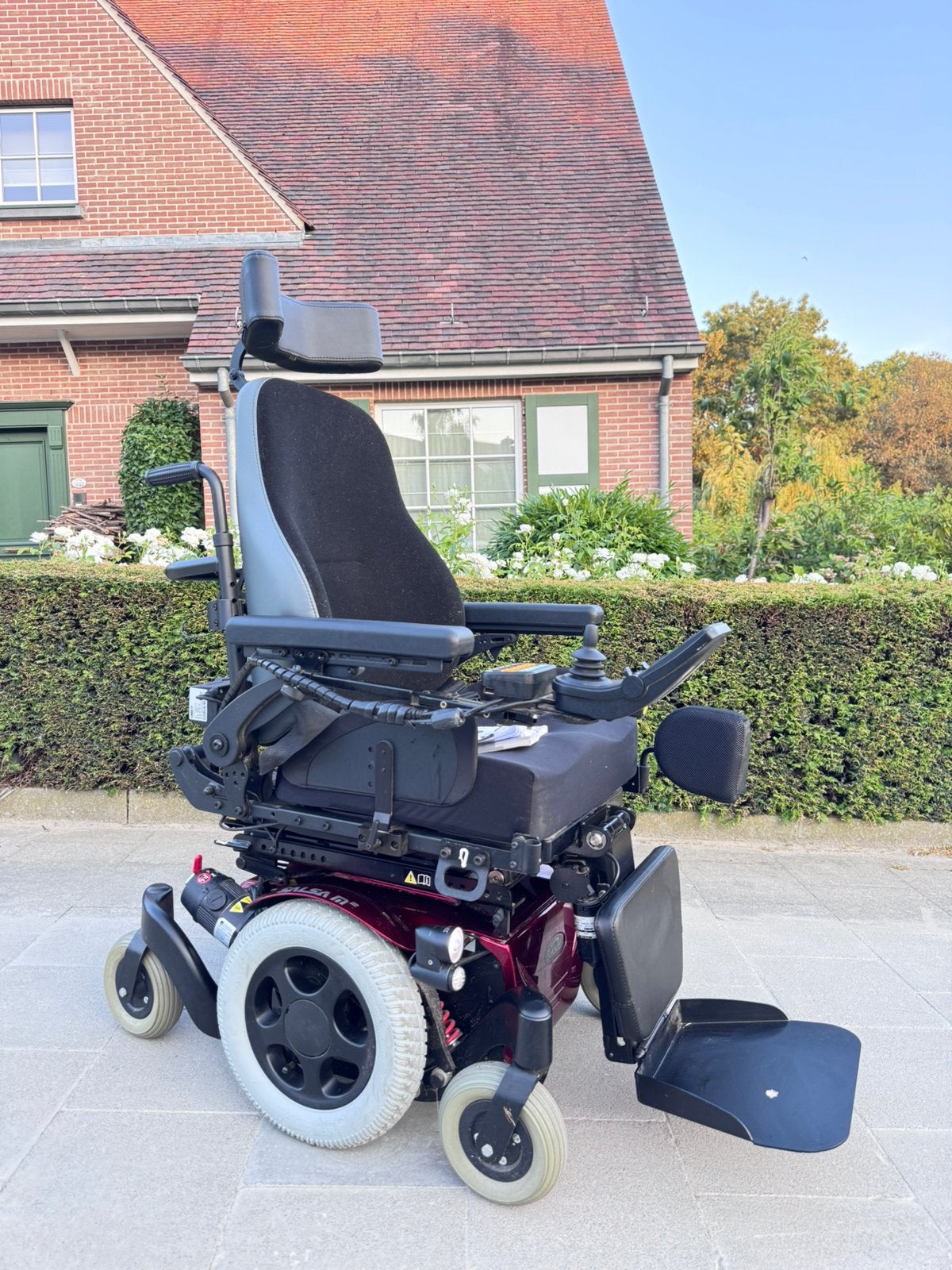 Elektrische rolstoel - Sunrise Medical Quickie Salsa M nieuw, Diversen, Rolstoelen, Ophalen of Verzenden, Inklapbaar, Zo goed als nieuw