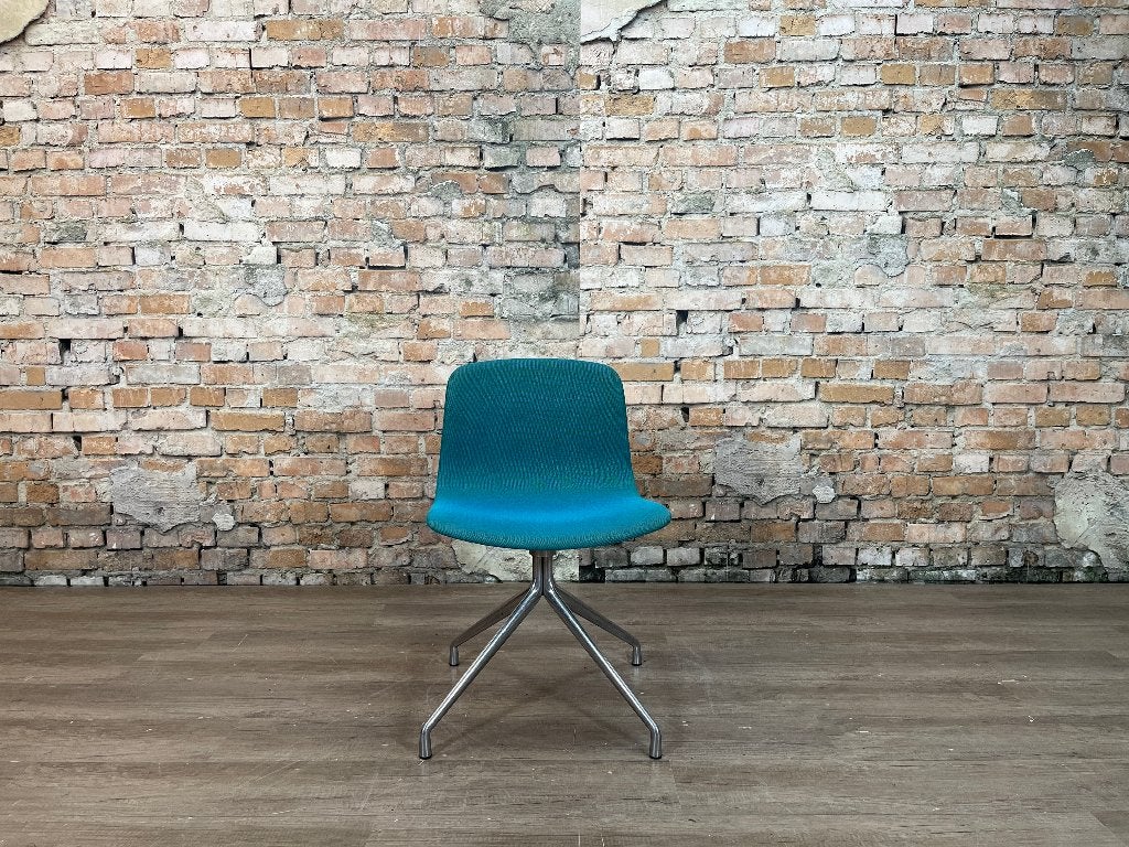 Hay AAC 11 Swivel blauw bij TheReSaels, Ophalen, Blauw, Design, Zo goed als nieuw