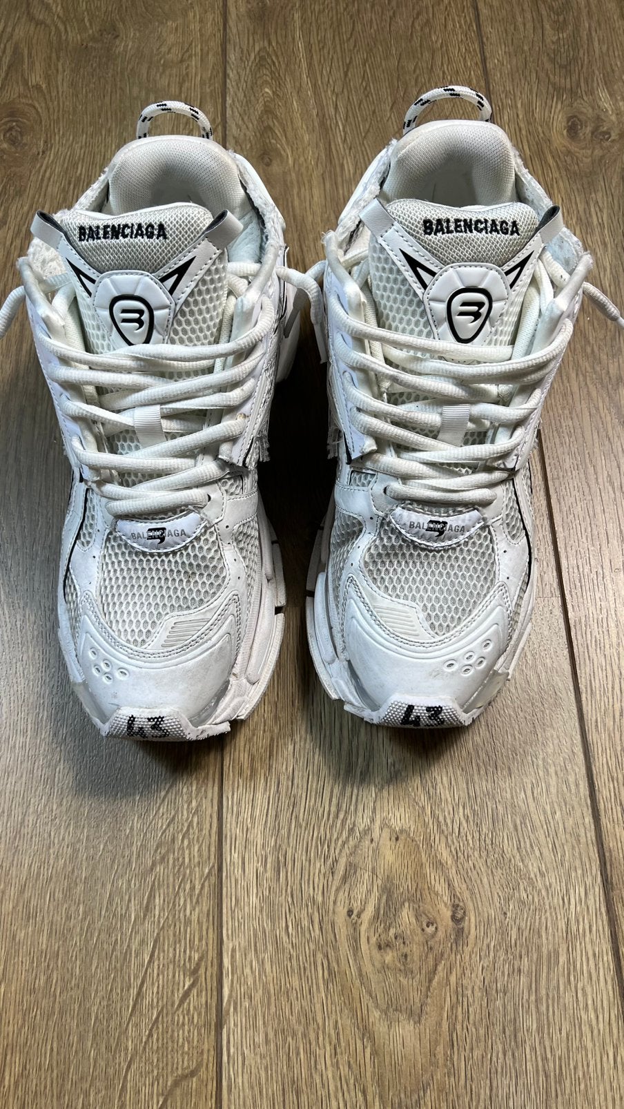 Balenciaga Runner wit, Wit, Overige typen, Ophalen of Verzenden, Zo goed als nieuw