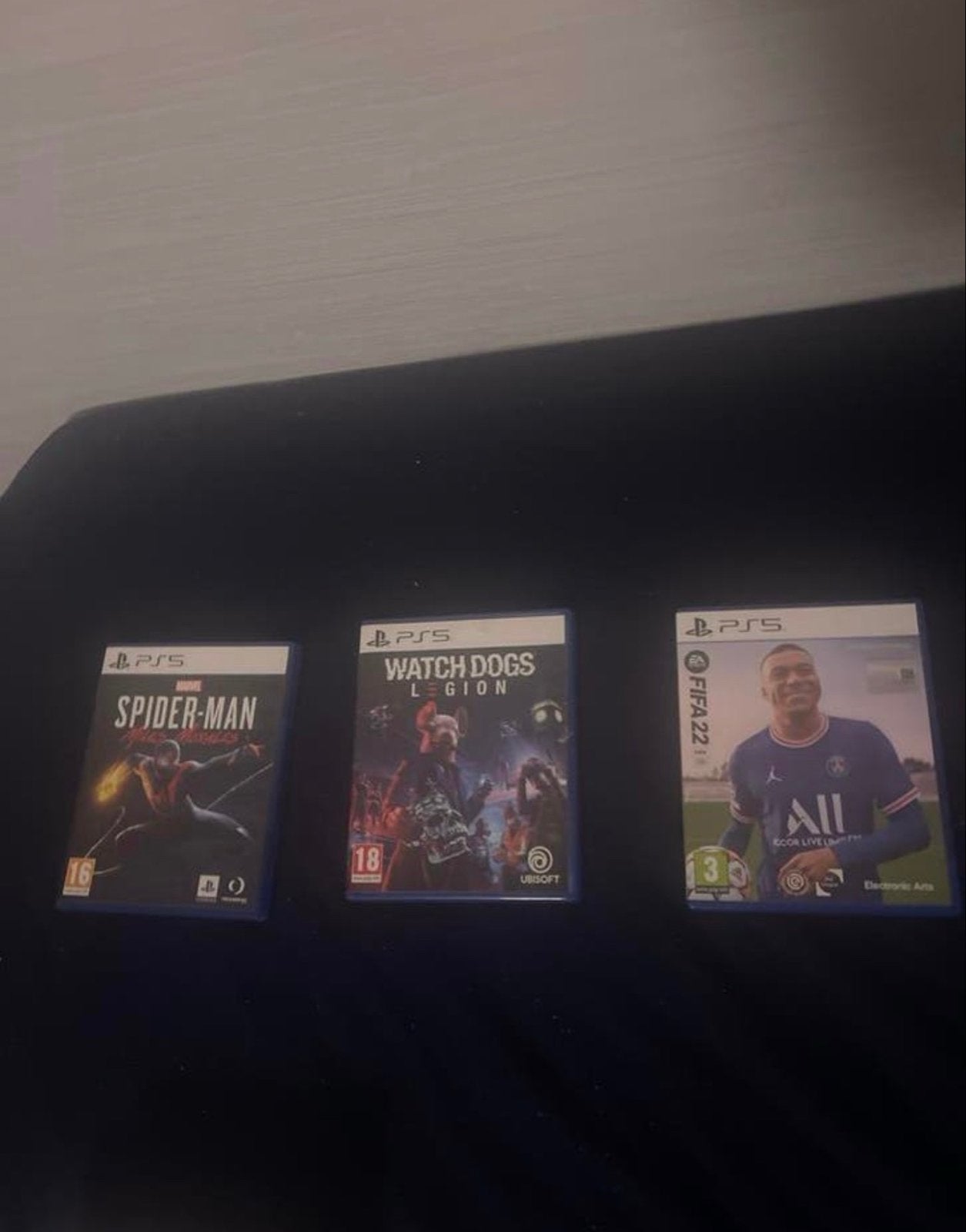 3 PlayStation 5 spellen: Spider-Man, Watch Dogs, FIFA 22, Gebruikt, Vanaf 18 jaar, Verzenden, Overige genres