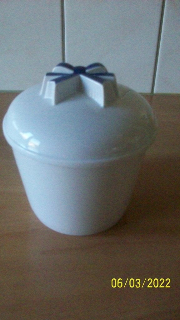 Brocante Voorraadpot Blue Band met blauwe strik, Huis en Inrichting, Keuken | Potten en Pannen, Met deksel, Pot, Bus of Blik, Ophalen of Verzenden