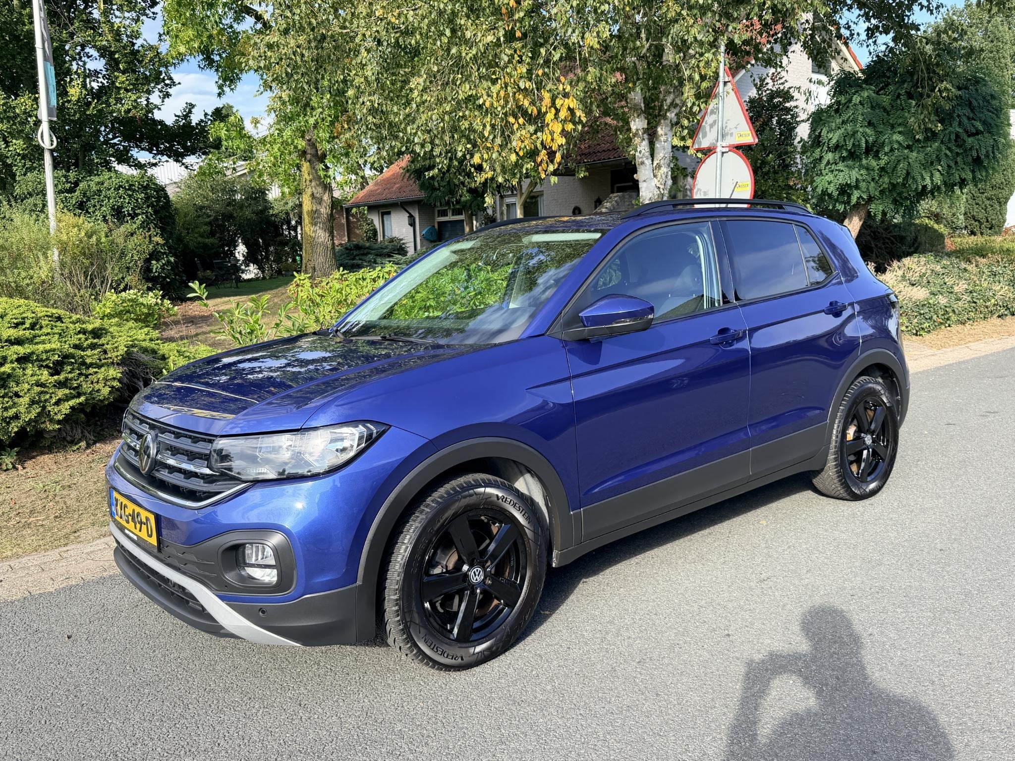 Volkswagen T-Cross 1.0 TSI Style 110PK DSG•Camera•ACC, Auto's, Gebruikt, Euro 6, Blauw, Bedrijf