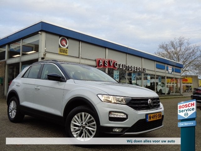 VOLKSWAGEN T-Roc TSI 110pk Style Navi Clima Trekhaak PDC NL-, Auto's, Volkswagen, Voorwielaandrijving, Stof, Gebruikt, Euro 6