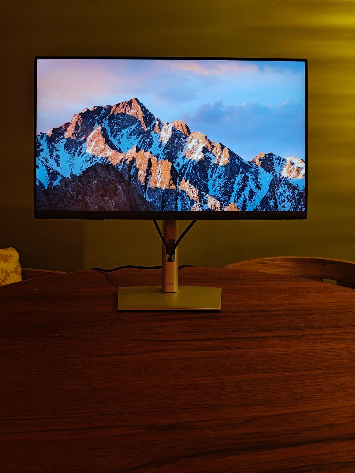 Dell P2422HE Monitor, Computers en Software, Ophalen, IPS, In hoogte verstelbaar, Full HD