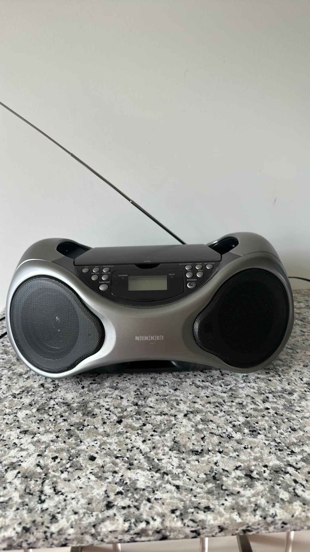 NIKKEI radio portable usb transistor, Ophalen of Verzenden, Gebruikt, Transistorradio, Met cd-speler