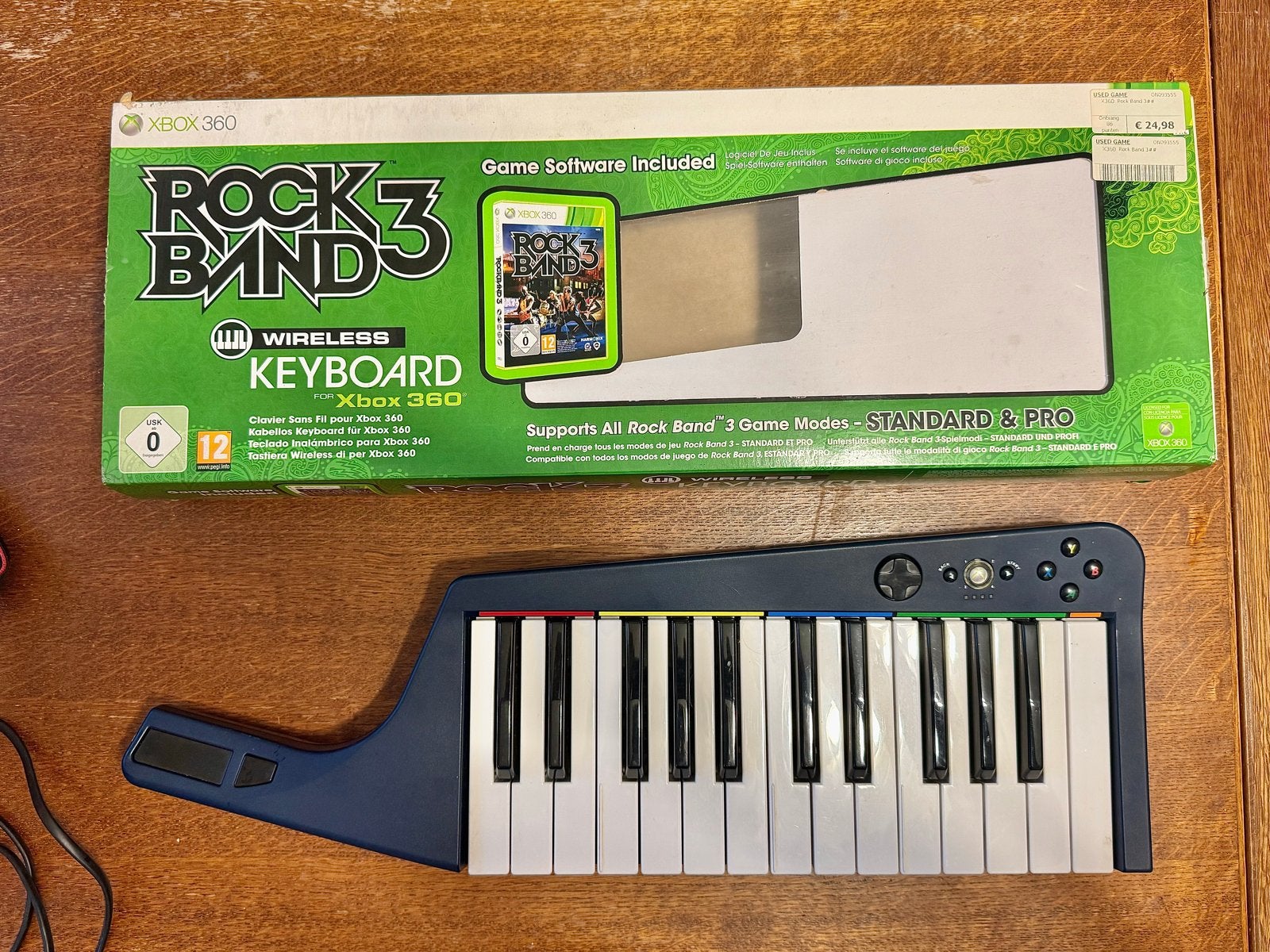Mad Catz Xbox 360 Wireless Keyboard/Keytar Rock Band 3, Muziek, Ophalen of Verzenden, Zo goed als nieuw, 3 spelers of meer