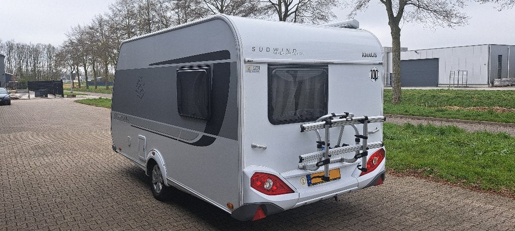 Knaus Südwind 420 QD Silver Sel. 2016 (incl. mover/luifel), Caravans en Kamperen, Caravans, Treinzit, Tot en met 3, Particulier