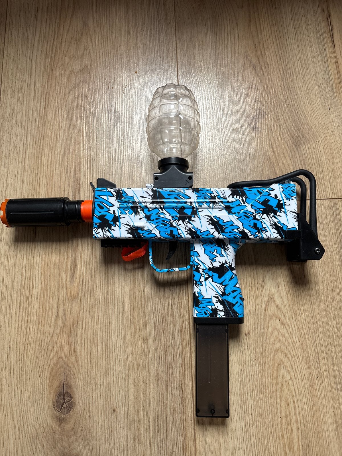 Waterpistool met gelballetjes - Blauw/Wit Graffiti, Ophalen, Zo goed als nieuw, Jongen of Meisje