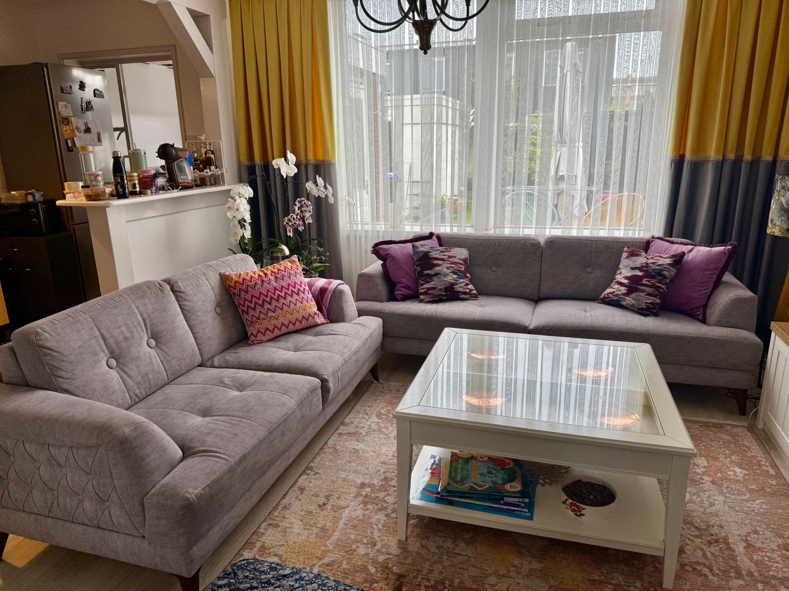Mooie bankstel met salontafel te koop, Ophalen, Zo goed als nieuw