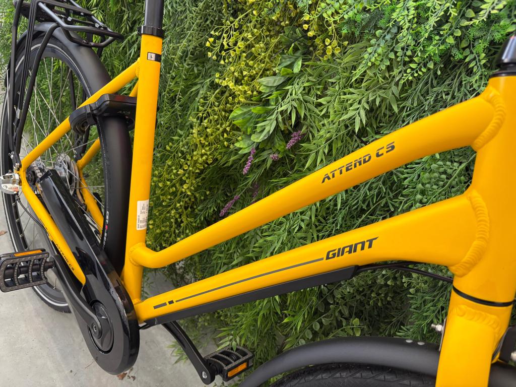 NIEUW Giant Attend CS – Voorjaarsactie €549,99, Pascallaan 66, 8218 NJ Lelystad, Versnellingen, Zo goed als nieuw, Info@giant-europe.com