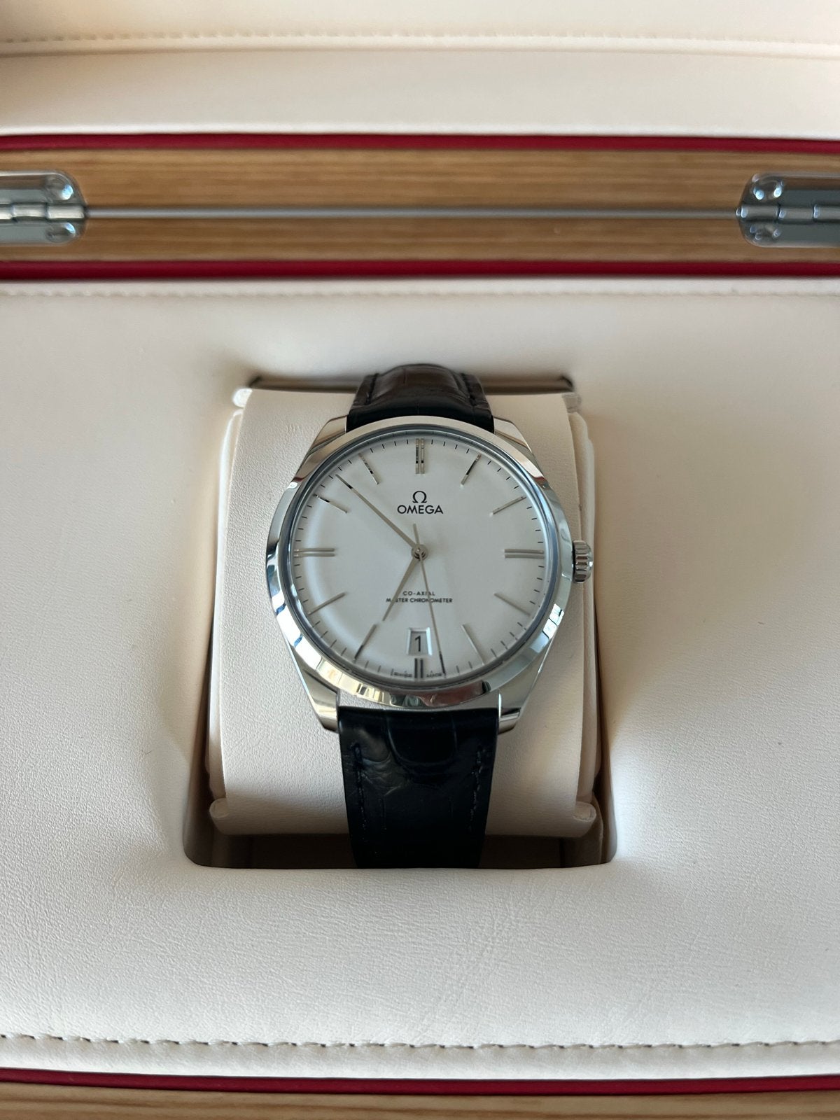 Omega De Ville Trésor Co-Axial Master Chronometer full set, Ophalen, Leer, Staal, Polshorloge