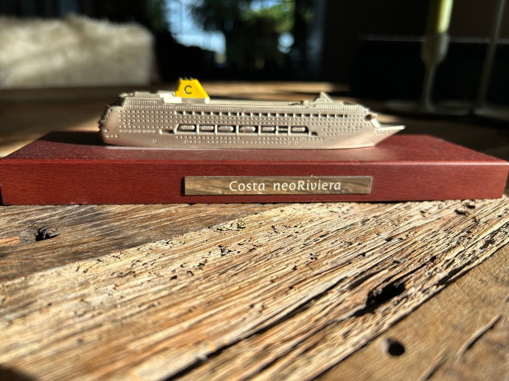 Miniatuur cruiseschip, Verzamelen, Ophalen, Zo goed als nieuw, Motorboot, Schaalmodel