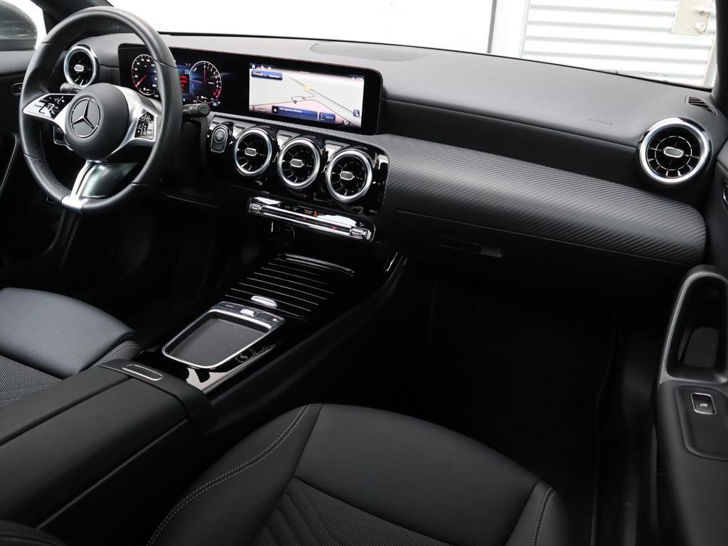 Mercedes-Benz CLA-klasse Shooting Brake 250 e Star Edition, CLA, Adaptive Cruise Control, Gebruikt, 4 cilinders